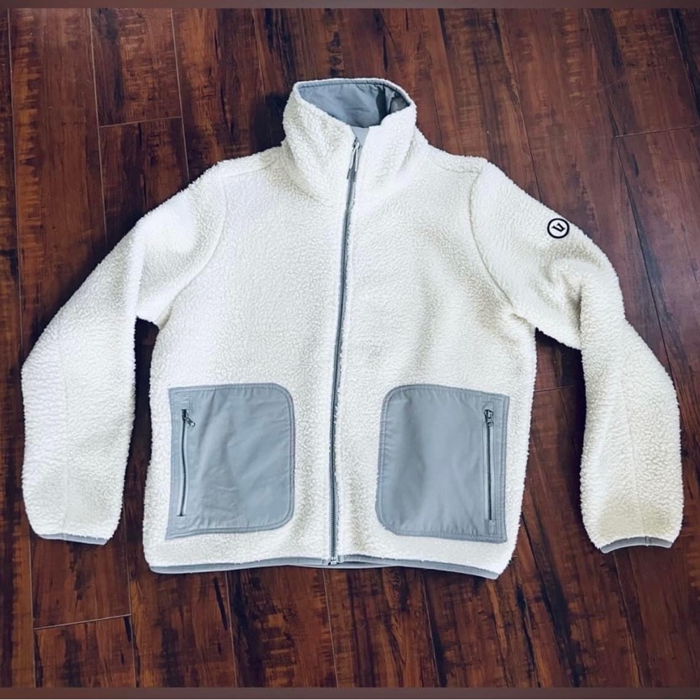 Vuori Alpine Sherpa jacket